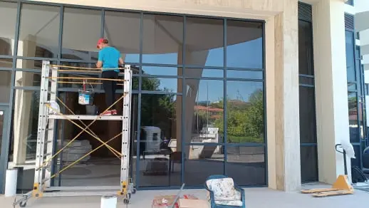 Ремонт и обръщане на дограмата - хотел в Слънчев бряг